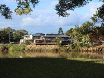 River veiw of the pub