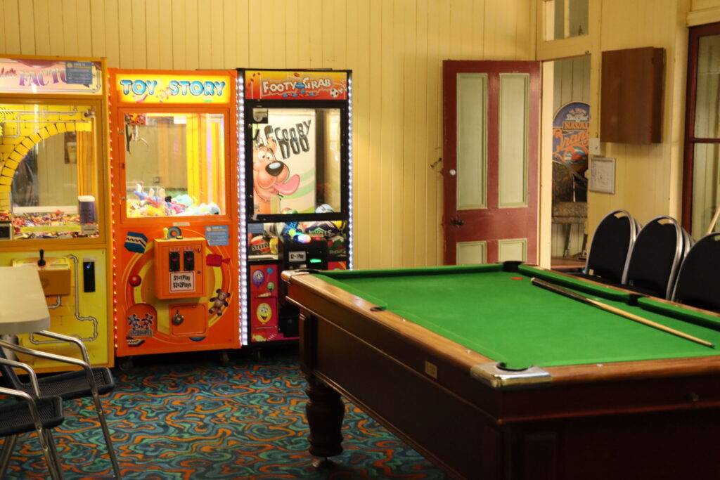 Pool Table and games room j