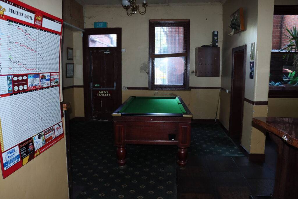 Culcairn Hotel is a huge country Pub , live music, sports bar, bistro historic dinning room beergardens. accommadtion  