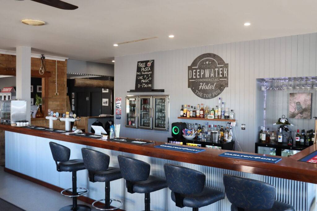 Main Bar at the Top Pub Deepwater offer Live music, open mic,live sports