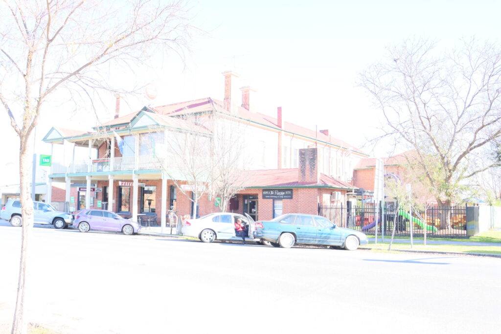 Riverina Hotel built 1893 is aussie pub with pub meals and a good cold beer with a bit of banta from the bar this grand old lady offers all you would expect in a god country pub.   