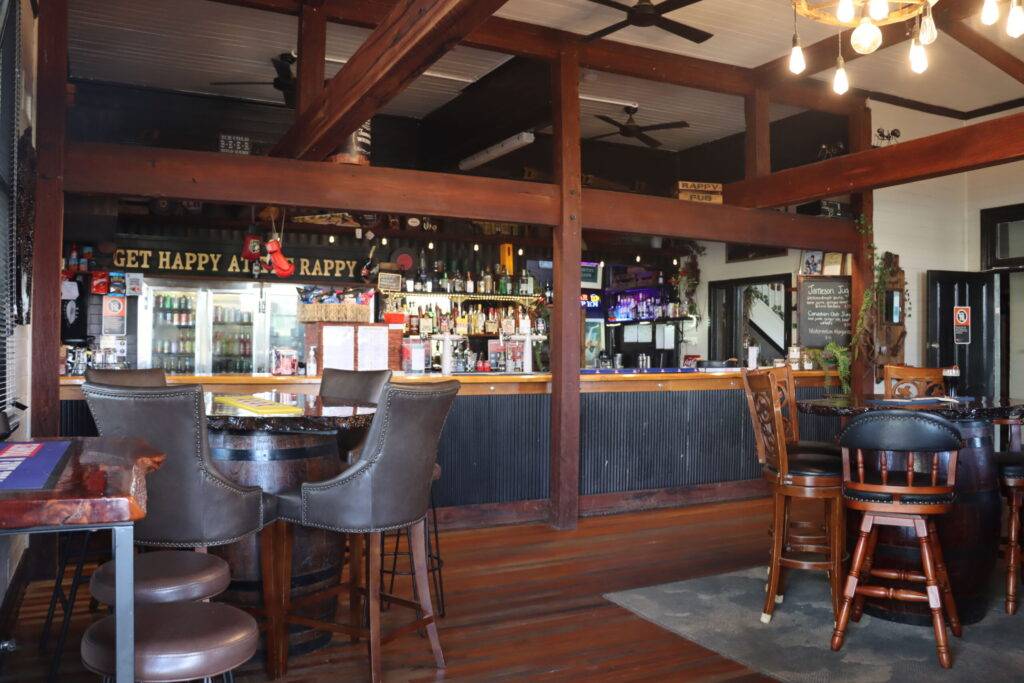 Rappy Pub Public bar with open beams 