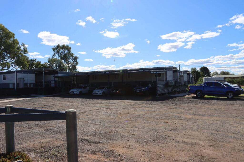 Comet River Hotel as accommodation cabins outback Air con, TV, modern appointed washing machines 