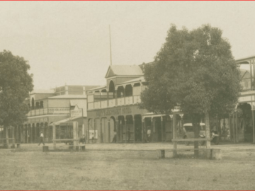 4 Hotels Emerald Main Street 1915