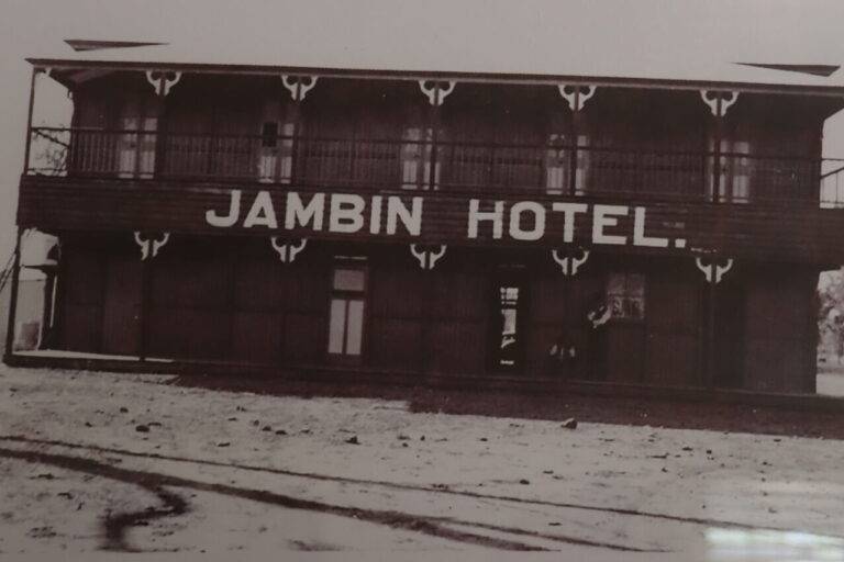 Jambin Hotel Motel Burnett HWY , Jambin, QLD, Australia, Queensland Jambin 4702